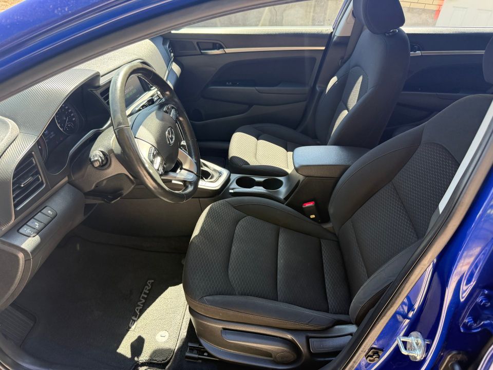 Hyundai Elantra 2020 - Image 7