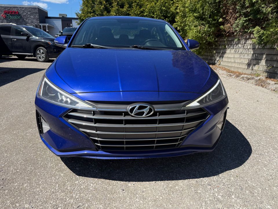 Hyundai Elantra 2020 - Image 2