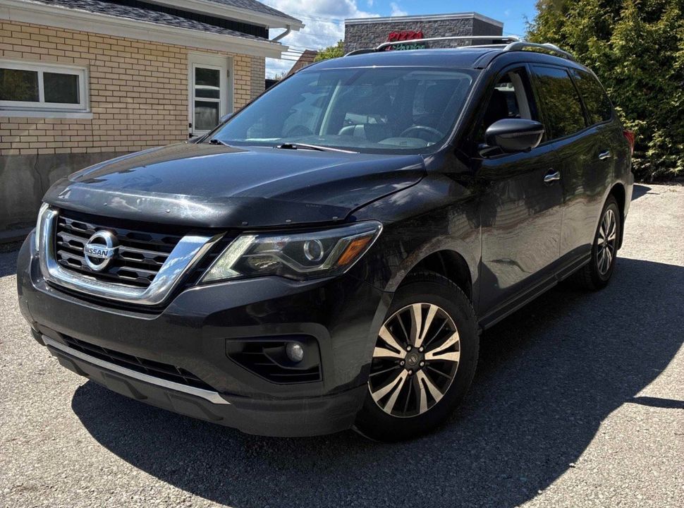 Nissan Pathfinder 2017 - Image 1